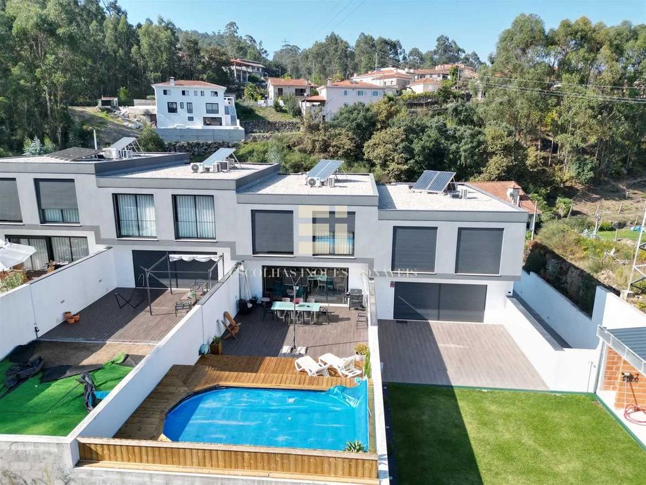 Moradia V3+1 com Piscina em Sanfins, Paços de Ferreira