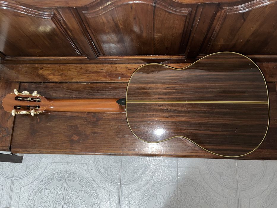 Viola de Fado Takamine EC 128