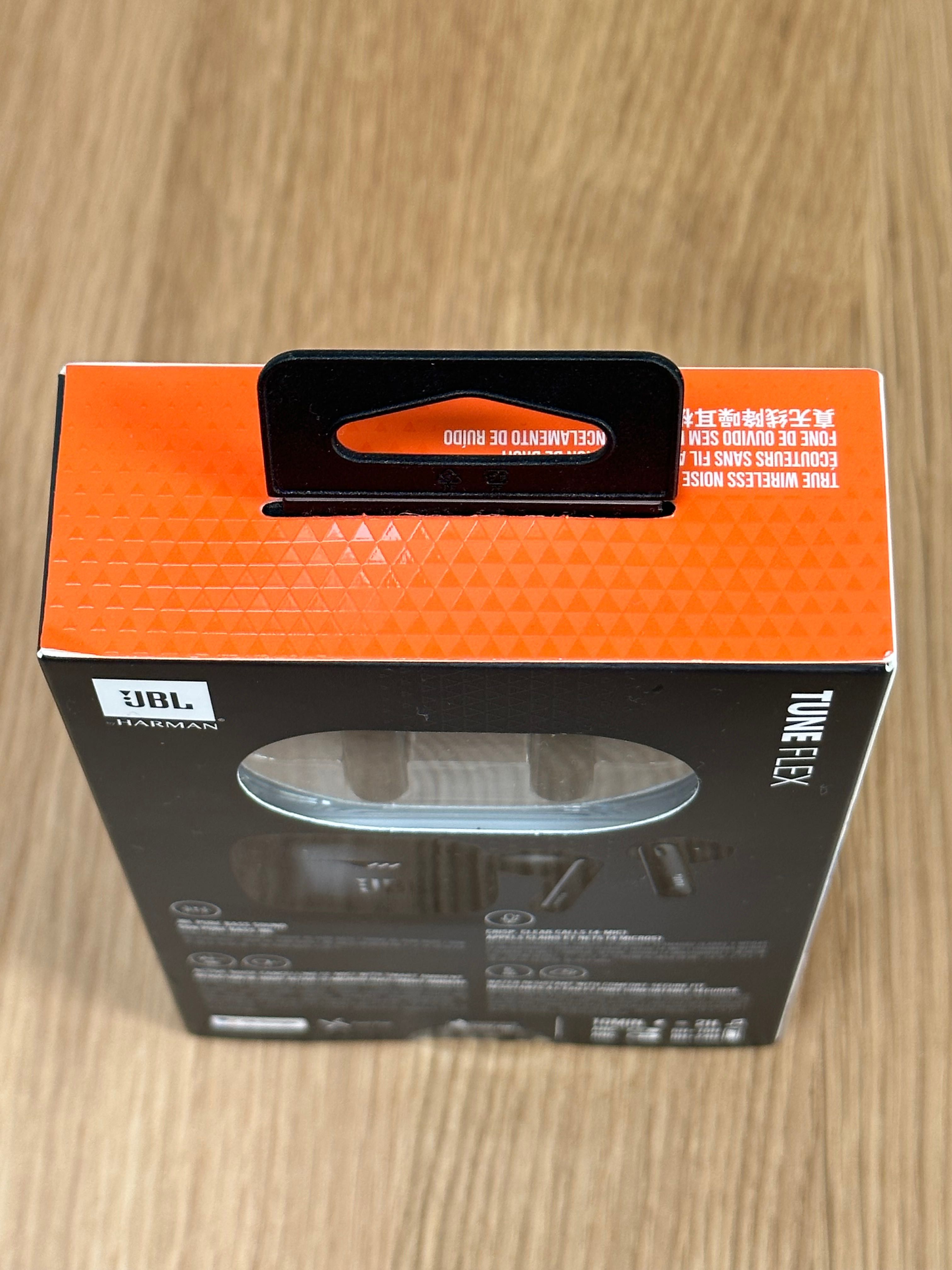 Навушники вкладиші бездротові чорні JBL Tune FleX Black