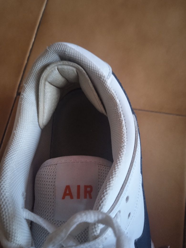 Sapatilhas Nike Air NR 43,5