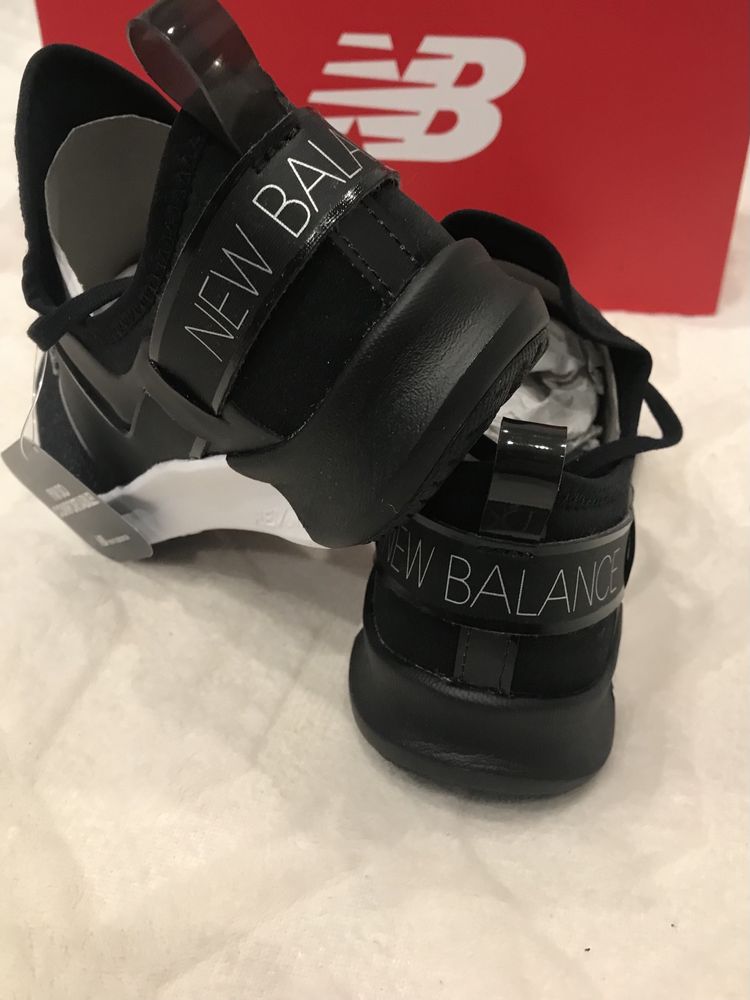 Продам жіночі кросівки New Balance