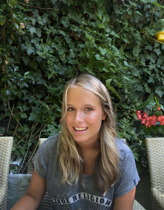 Apartamenty  profesjonalne   sesje fotograficzne modele modelki Poznan