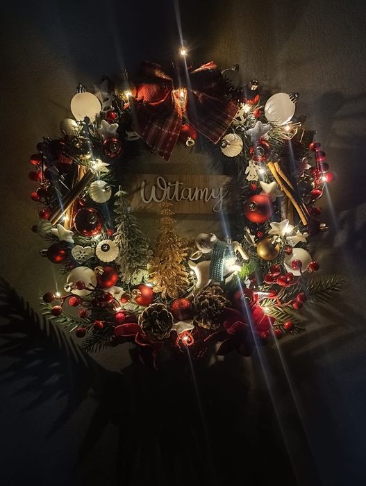 Świąteczny wianek 40cm podświetlany