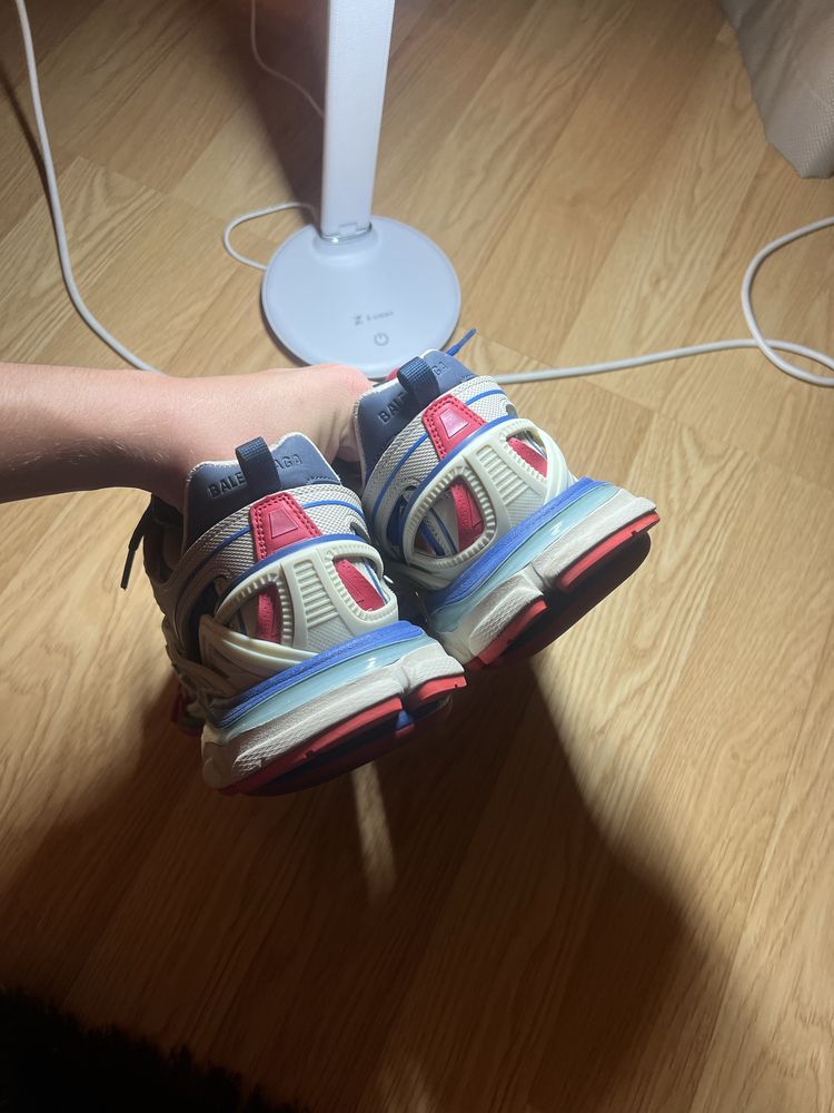 Balenciaga track v2 legit