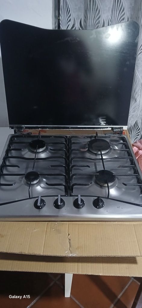 Placa com 4 queimadores á gás com temporizador inox