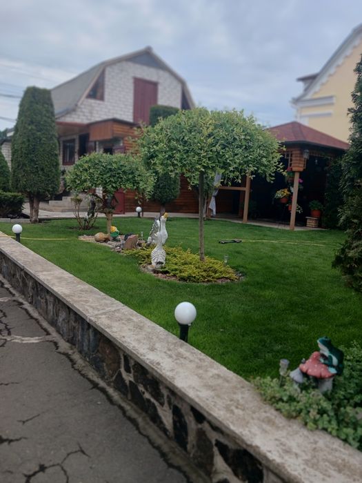 Пропонуємо до продажу гарний будинок з бізнесом