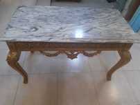 Mesa vintage com tampo em marmore