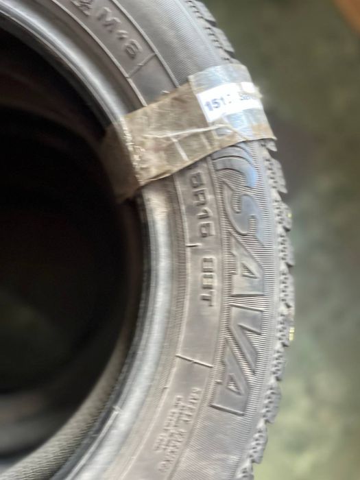 Резина Sava Eskimo S3 + 175/65R15 пара зима Z15-323