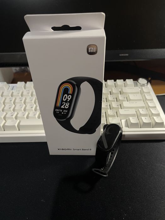 смарт браслет xiaomi mi band 8 в доброму стані
