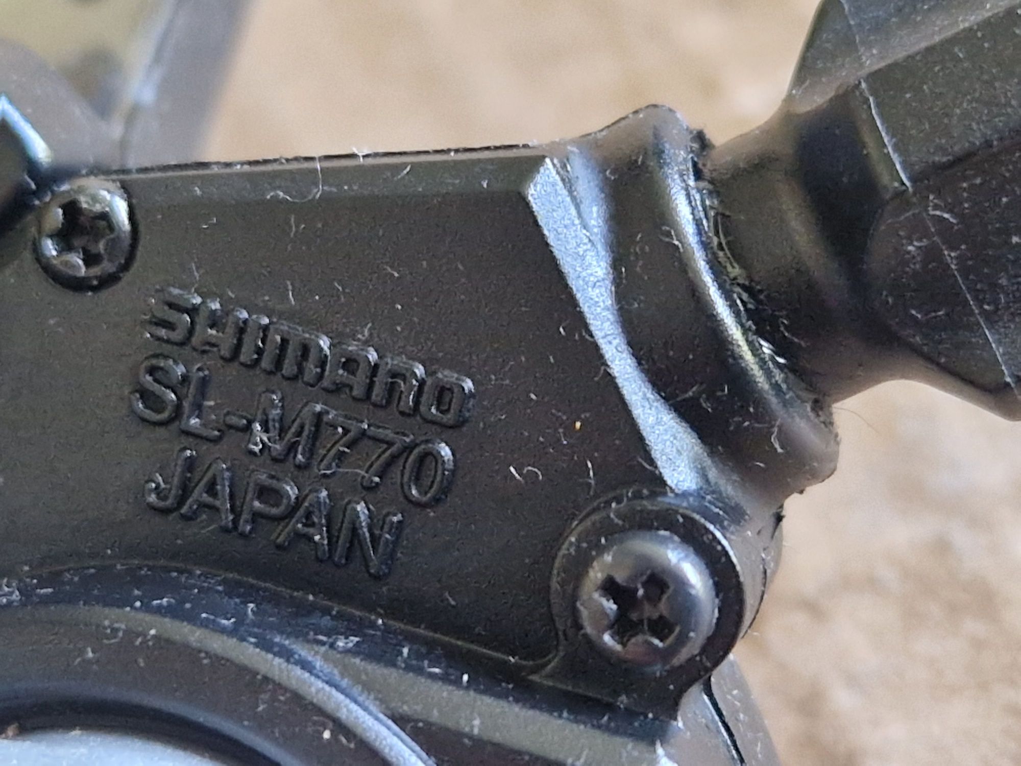 Manetka lewa Shimano Deore XT SL-M770 Nowa