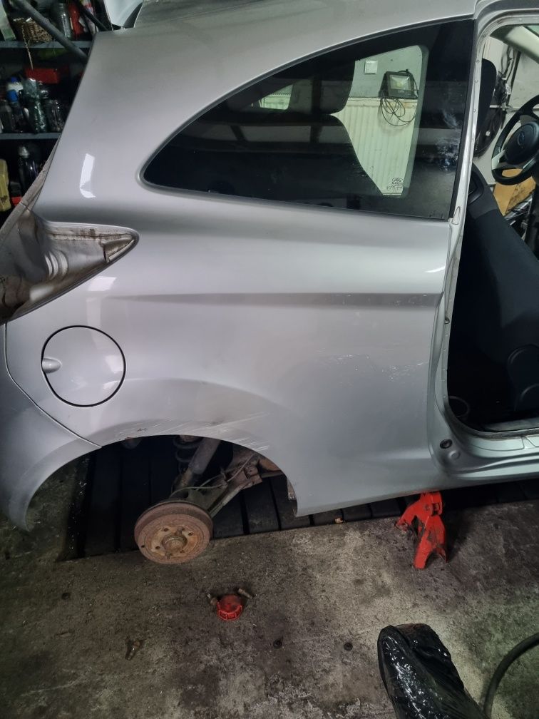 błotnik tylny podłużnica wanna pas ford Ka kl M0 D9 19