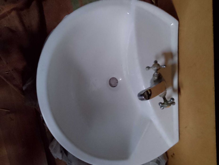 Умивальник у гарному стані