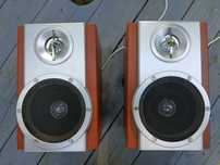 Kolumny Sharp CP-MP2H dwudrozne + bas w tyle +4 OHM