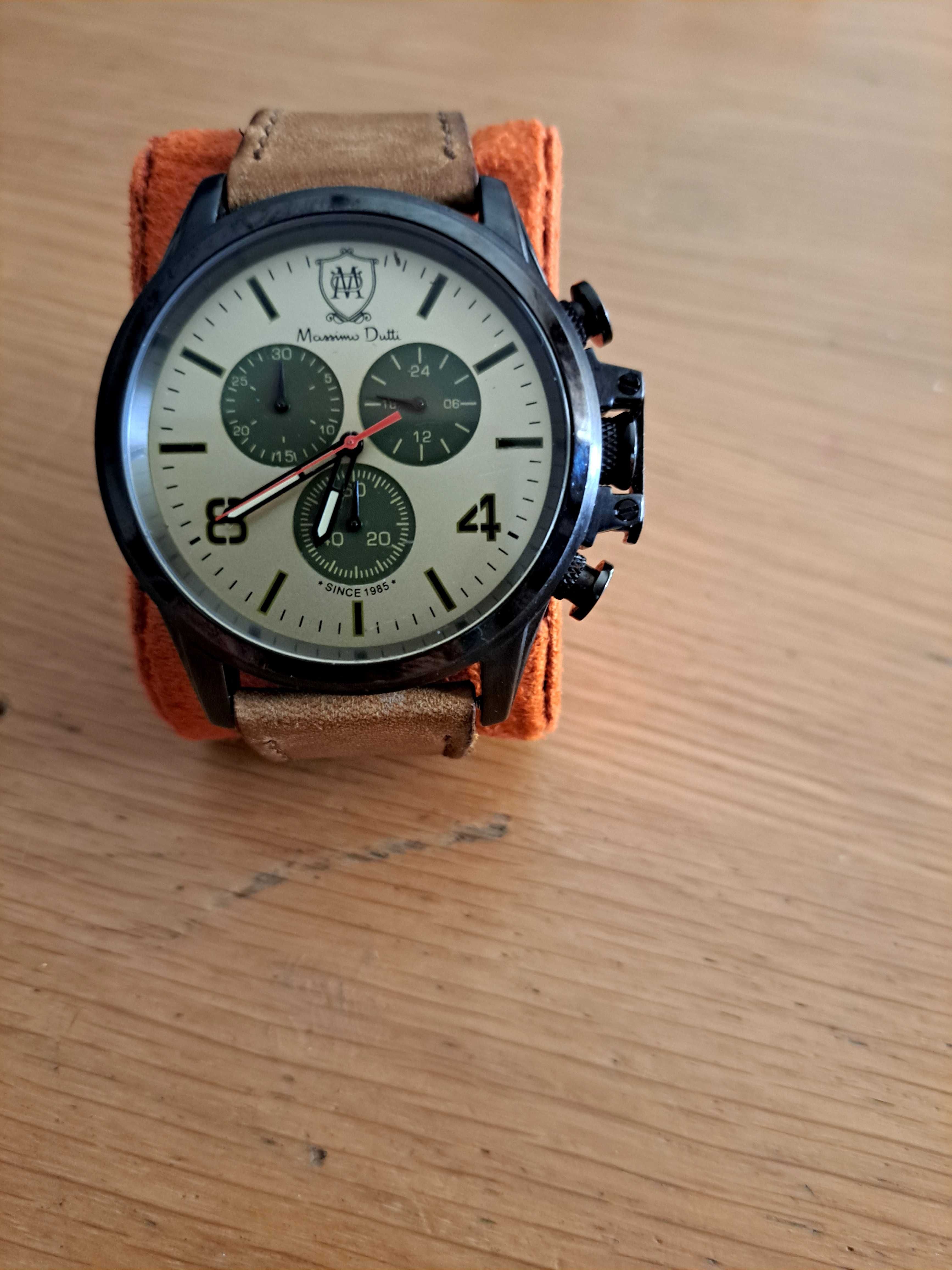 Relogio Massimo Dutti Lindo!!!