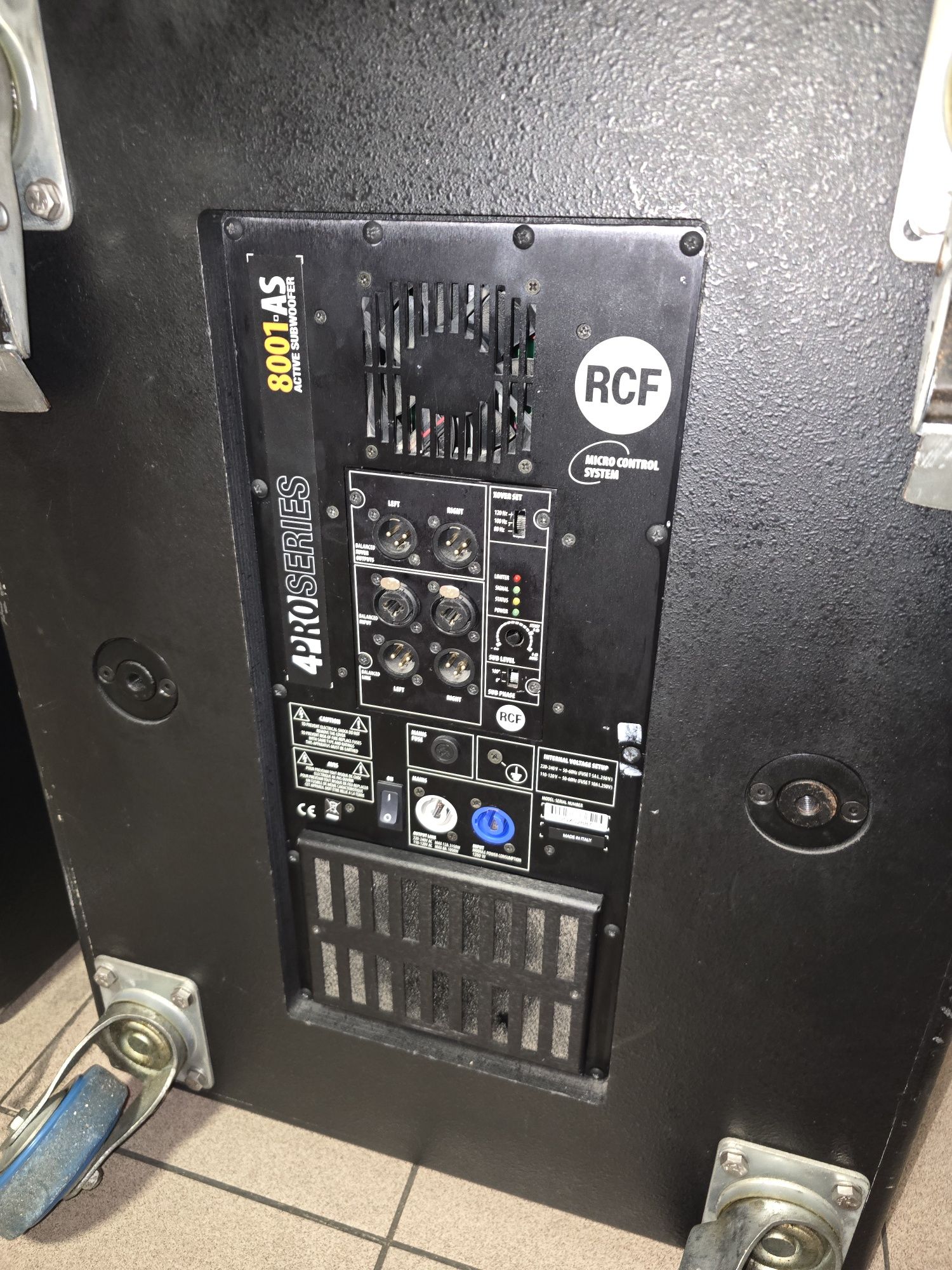 Kolumny RCF 4PRO 8001AS