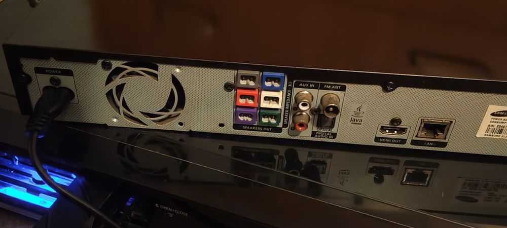 Blu-ray Samsung Ht-h4550R, amplituner