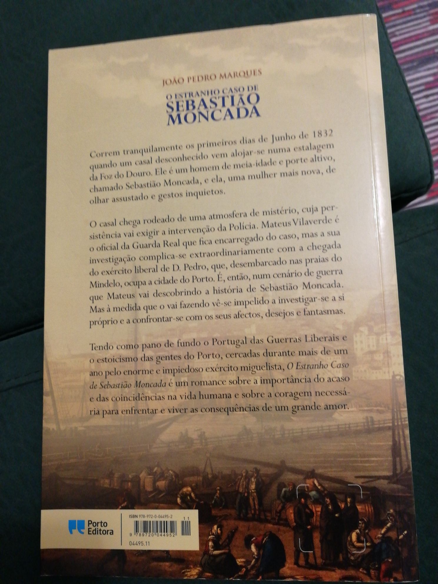 Livro "O Estranho Caso de Sebastião Moncada" de João Pedro Marques