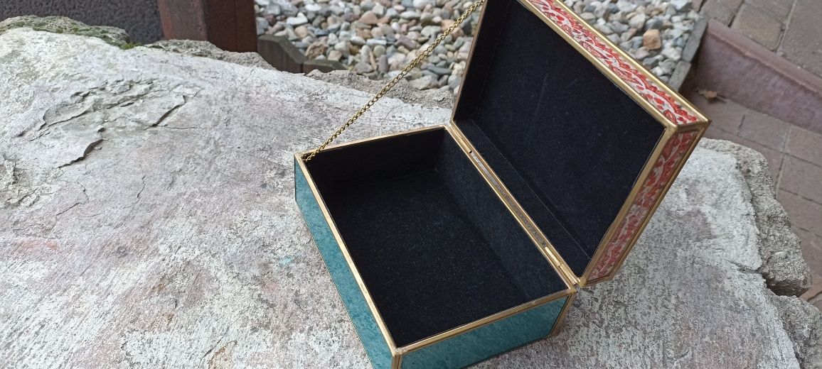 Stara szkatułka na biżuterię szkło mosiądz