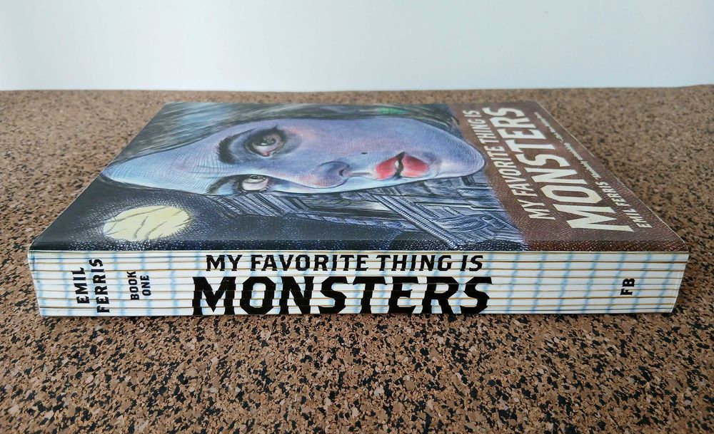 BD - My Favorite Thing is Monsters (Emil Ferris)
