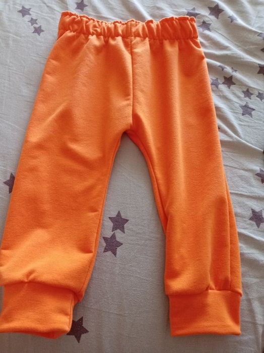 Нові костюми для дорослих і дітей