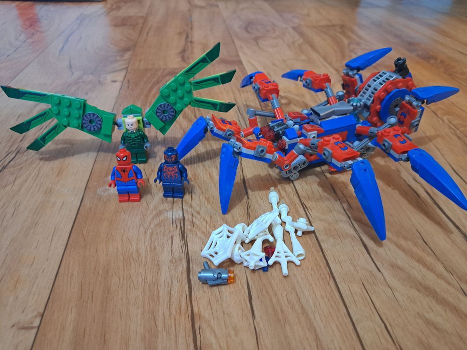 Lego человек паук 76114