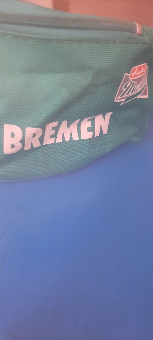 Фирменная сумочка на пояс Werder Bremen.