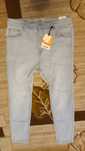 Nowe (z metkami) spodnie jeansowe Dżinsy Pull&Bear CARROT, rozmiar 44