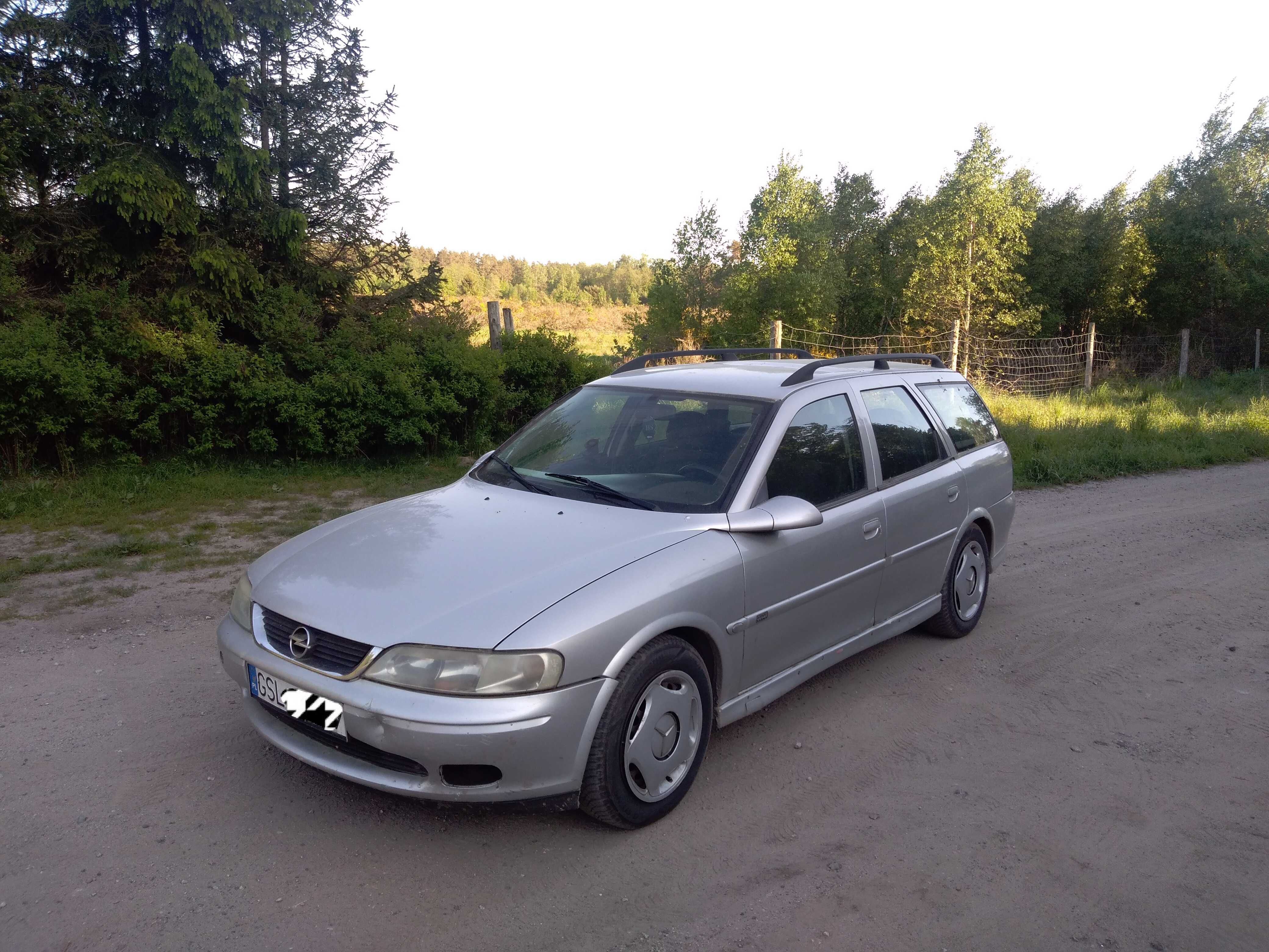 Opel Vectra kombi Benz + LPG 2350,-