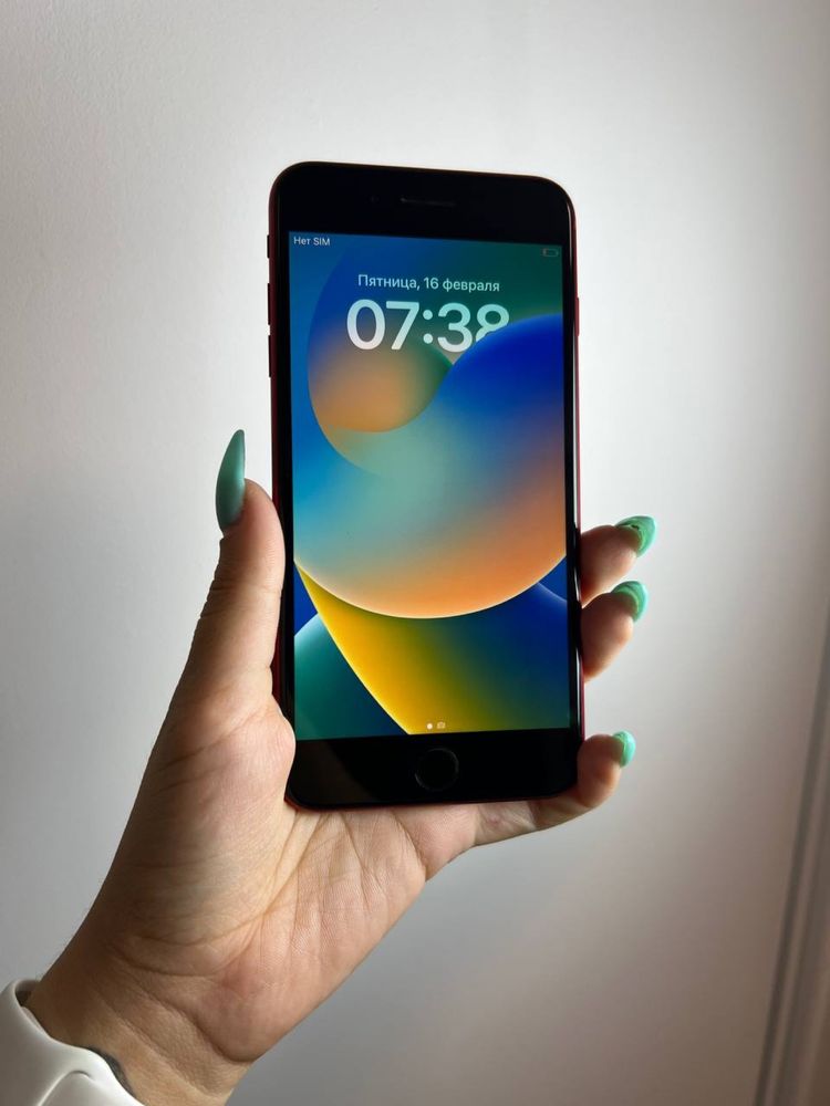 iPhone 8 plus 64 Gb
