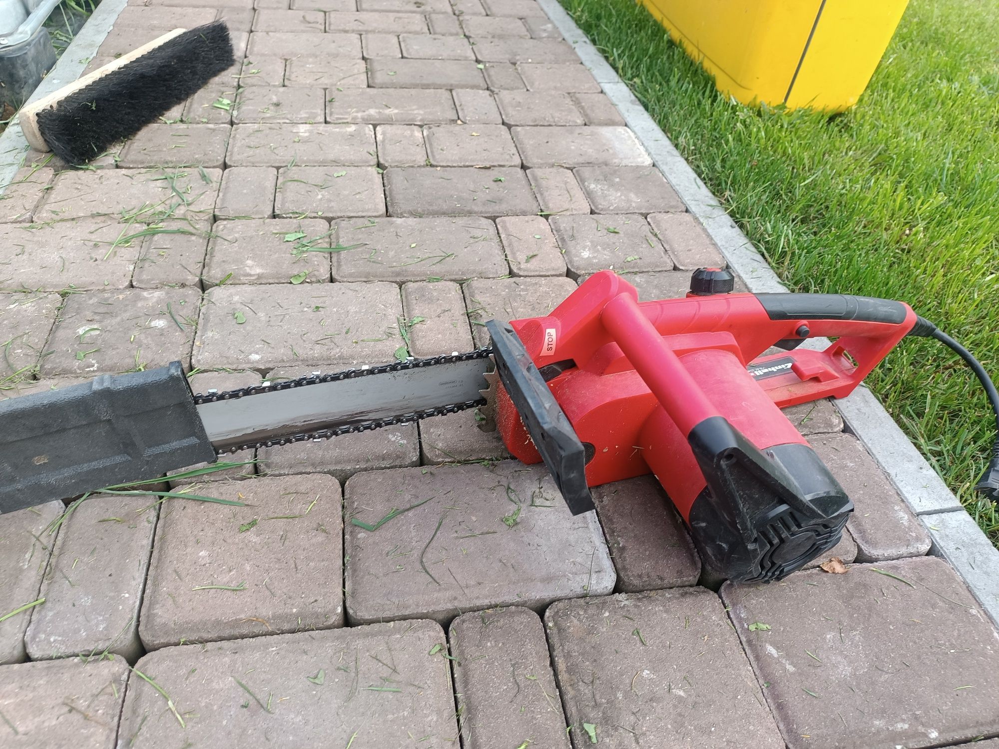 Sprzedam piłę łańcuchową Einhel GE-ECl 2240