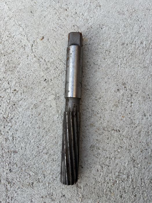 Rozwiertaki maszynowe na mm (noże tokarskie)