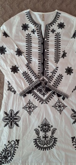 Вишиванка розміру XS