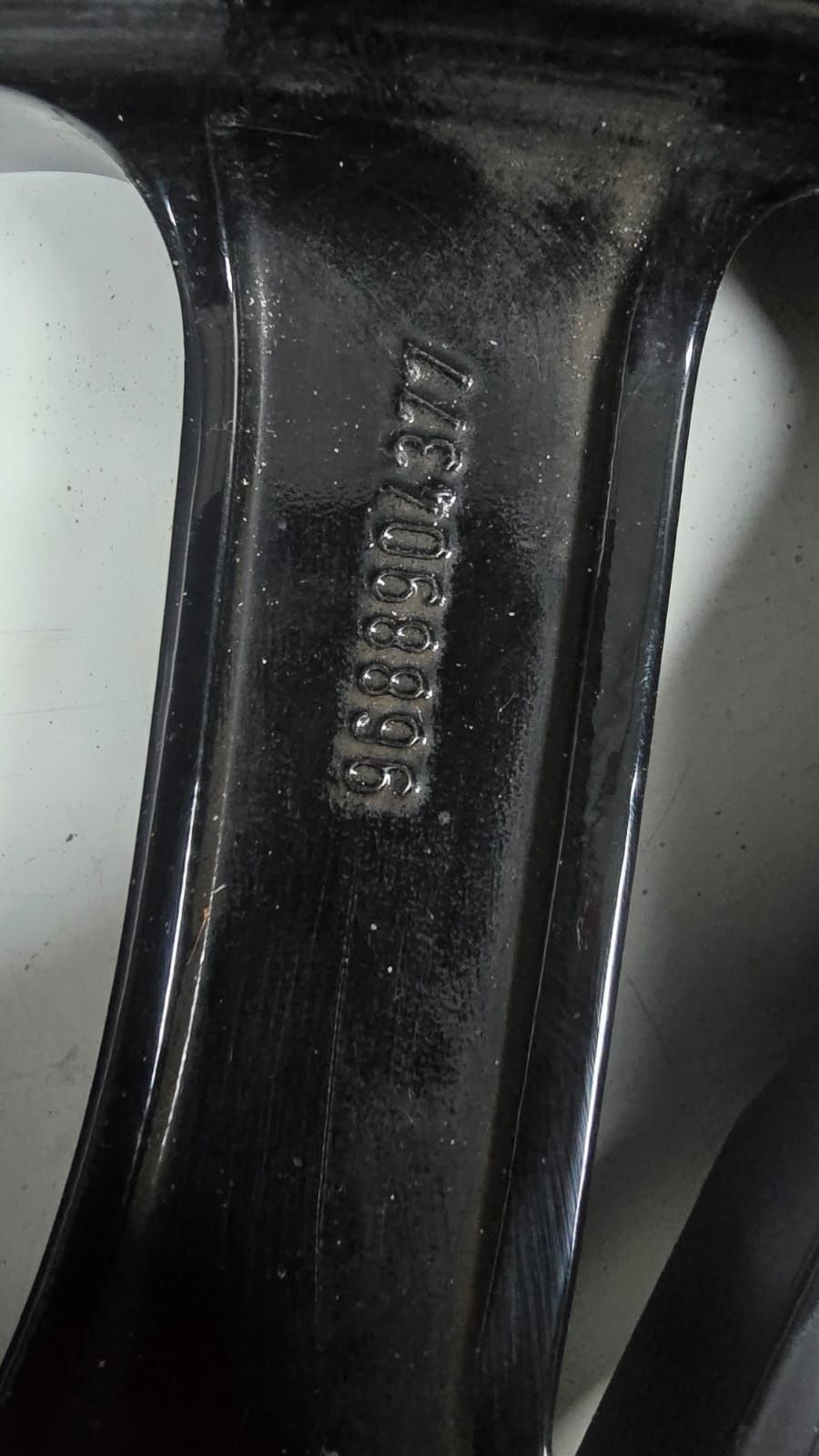 Felga 18" Citroen DS4 7.5Jx18 CH4-29