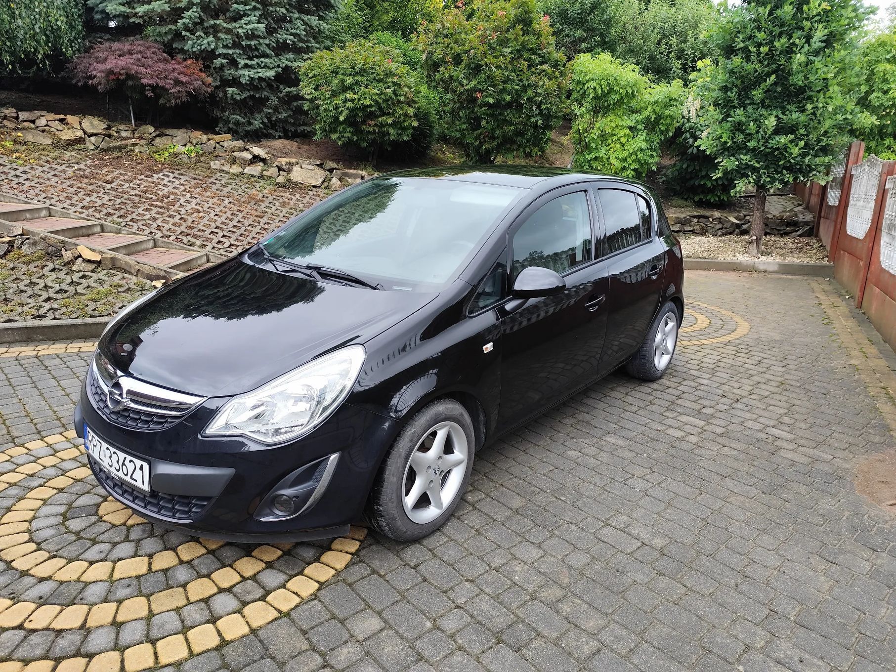 Opel Corsa Opel Corsa 1.4 87KM | 2011 | Zadbany | 2 komplety kół