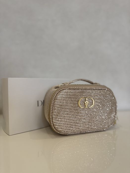 Косметичка люксового бренду. Лінійка Beauty