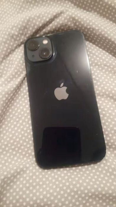 Продам 13 айфон 128 гб