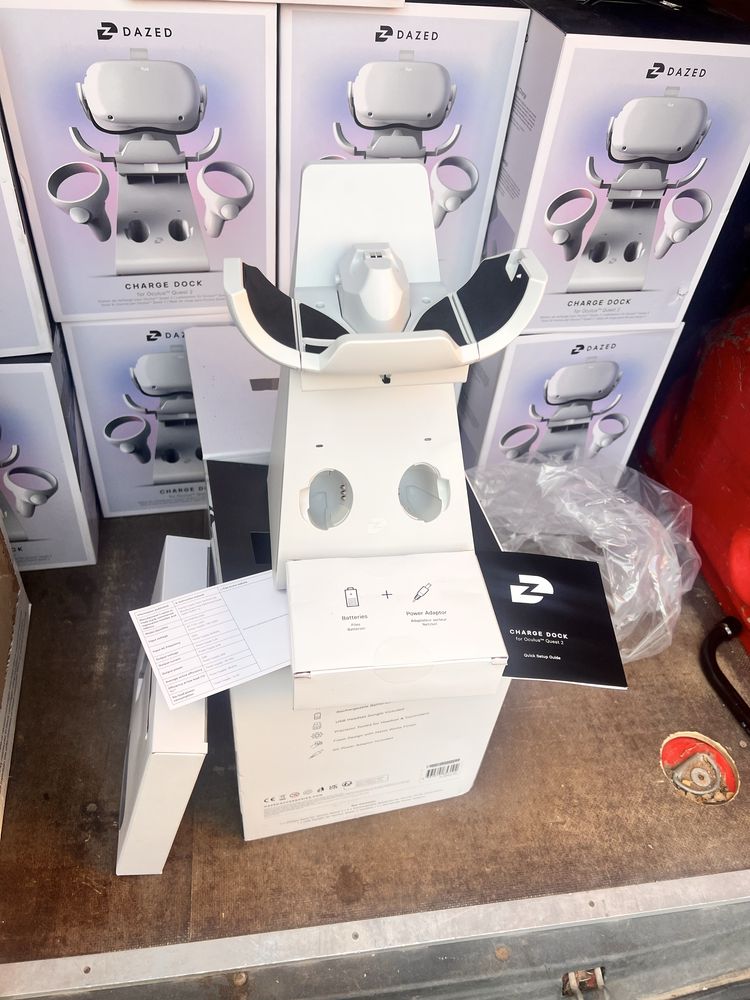 Drukarka i stacje do ladowania vr