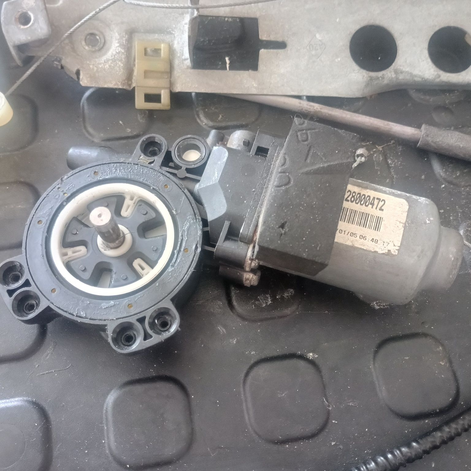 Vendo Peças de Elevador de Vidro Elétrico - Renault!