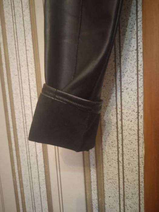 Продам штани для дівчинки.