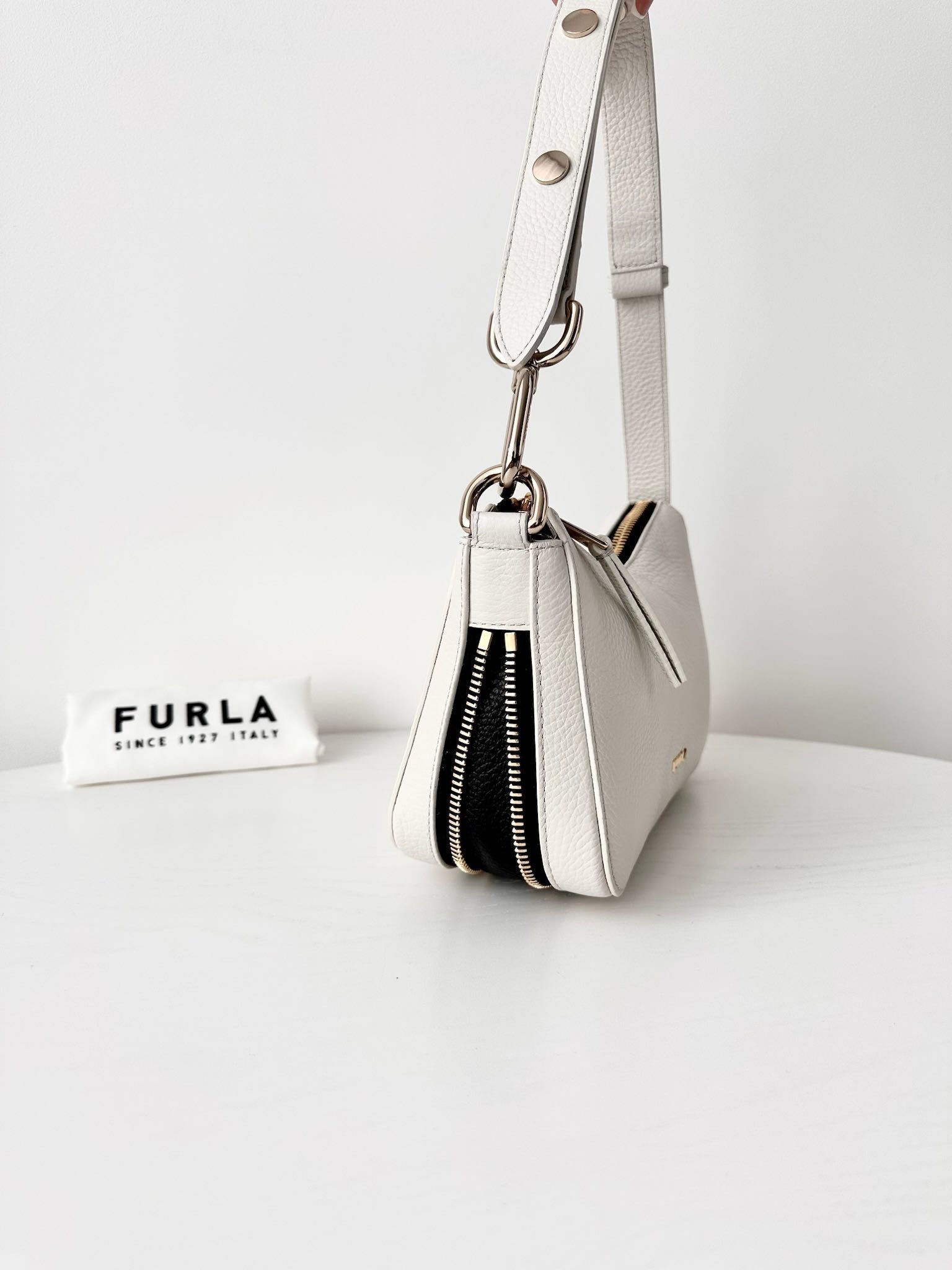 Furla Skye Hobo Жіноча шкіряна сумочка фурла женская кожаная сумка