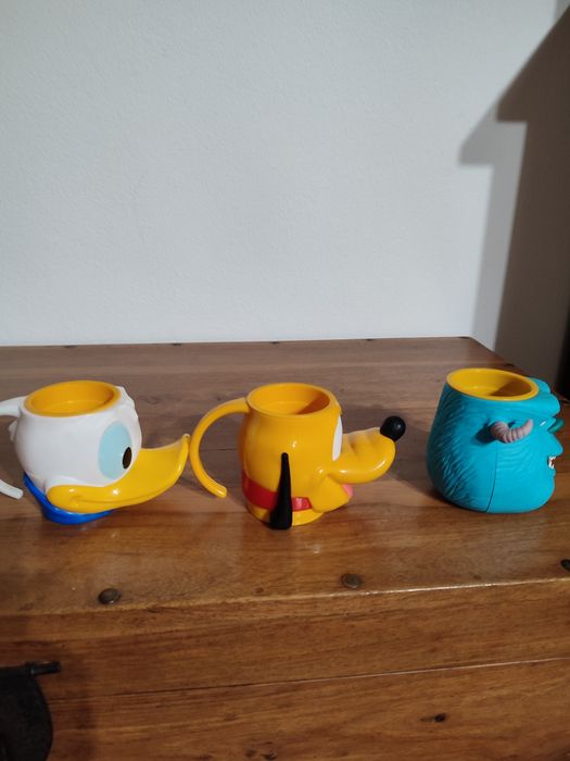 Canecas bonecos Disney