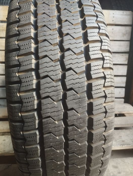 Шина 235/65/16C Continental 1шт