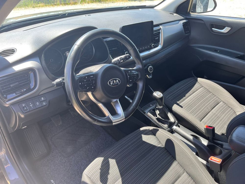 Kia Stonic 2021 r