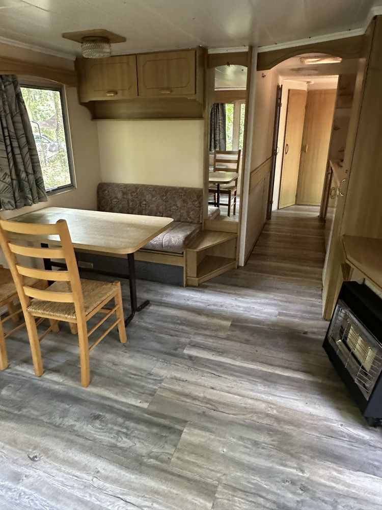 Sprzedam domek nad jeziorem – 28m², w lesie , blisko Poznania, Skoki