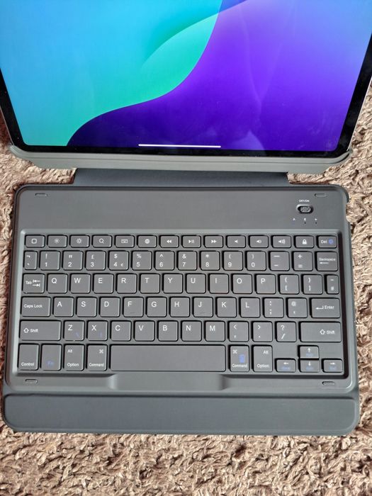 Фірмовий захисний чохол-клавіатура INATECK для iPad