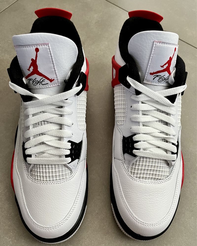 Air Jordan 4 Retro