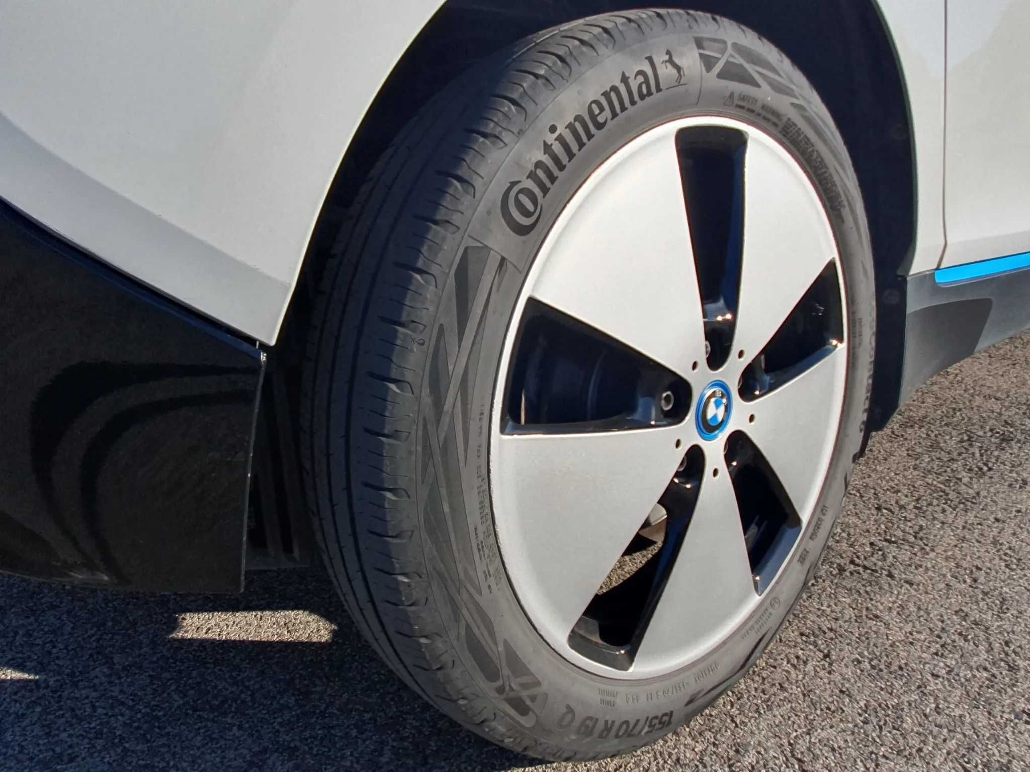 BMW i3 60Ah 170cv (menos de 2€ por cada 100km / autonomia até 150km)