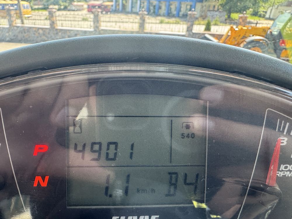 Продам трактор Claas AXION 810