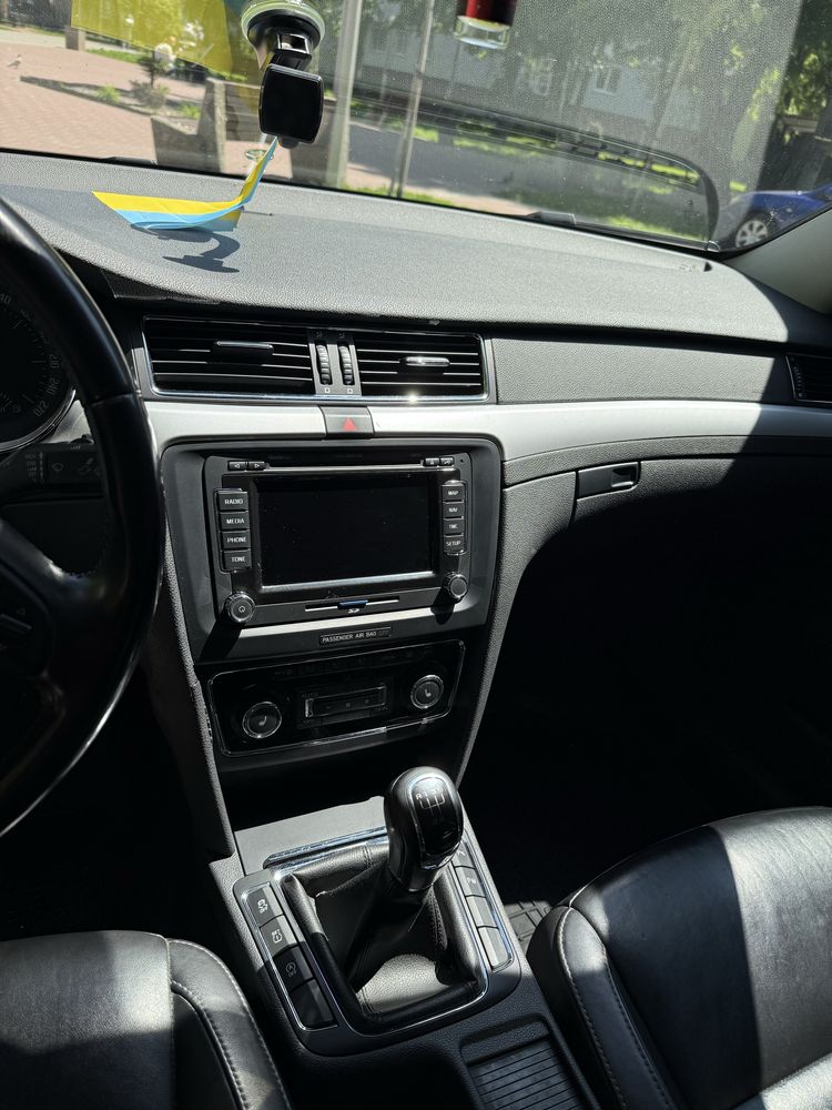 Skoda superb 1,6 TDI 2012