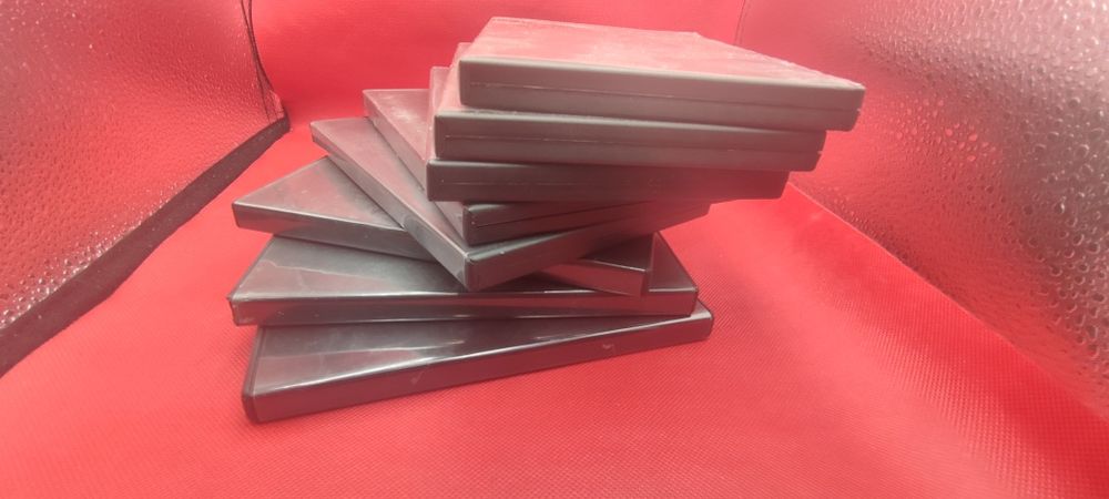 Caixas para cassetes DVD usadas